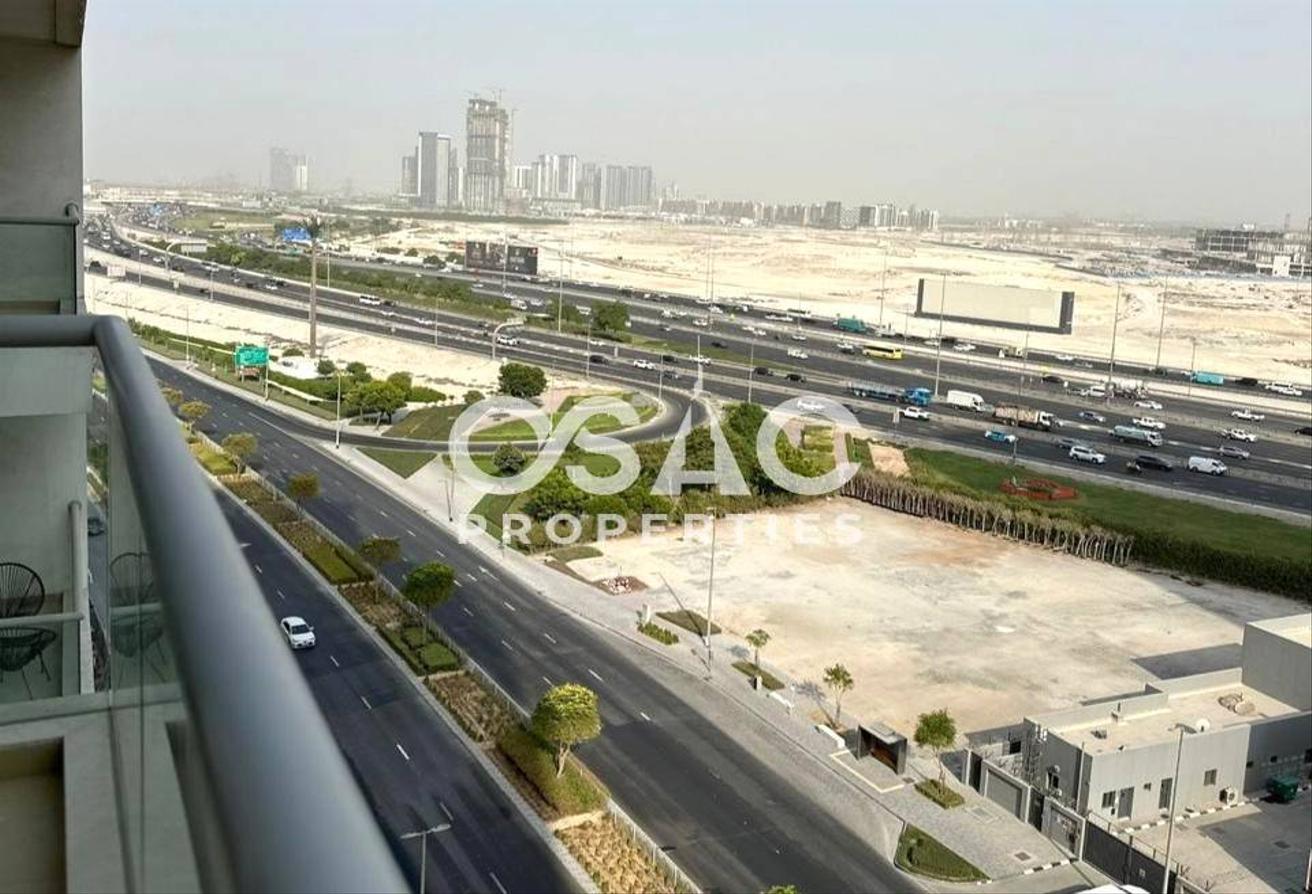 Mid Floor | Fully Furnished | Direct on the Canal photo 14