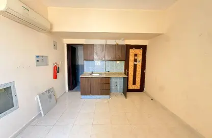 Apartment - Studio - 1 Bathroom for rent in GGICO Building Moweilah - Muwaileh Commercial - Sharjah