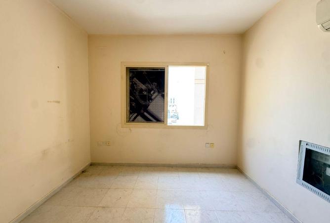 76186413 - Property Image 3