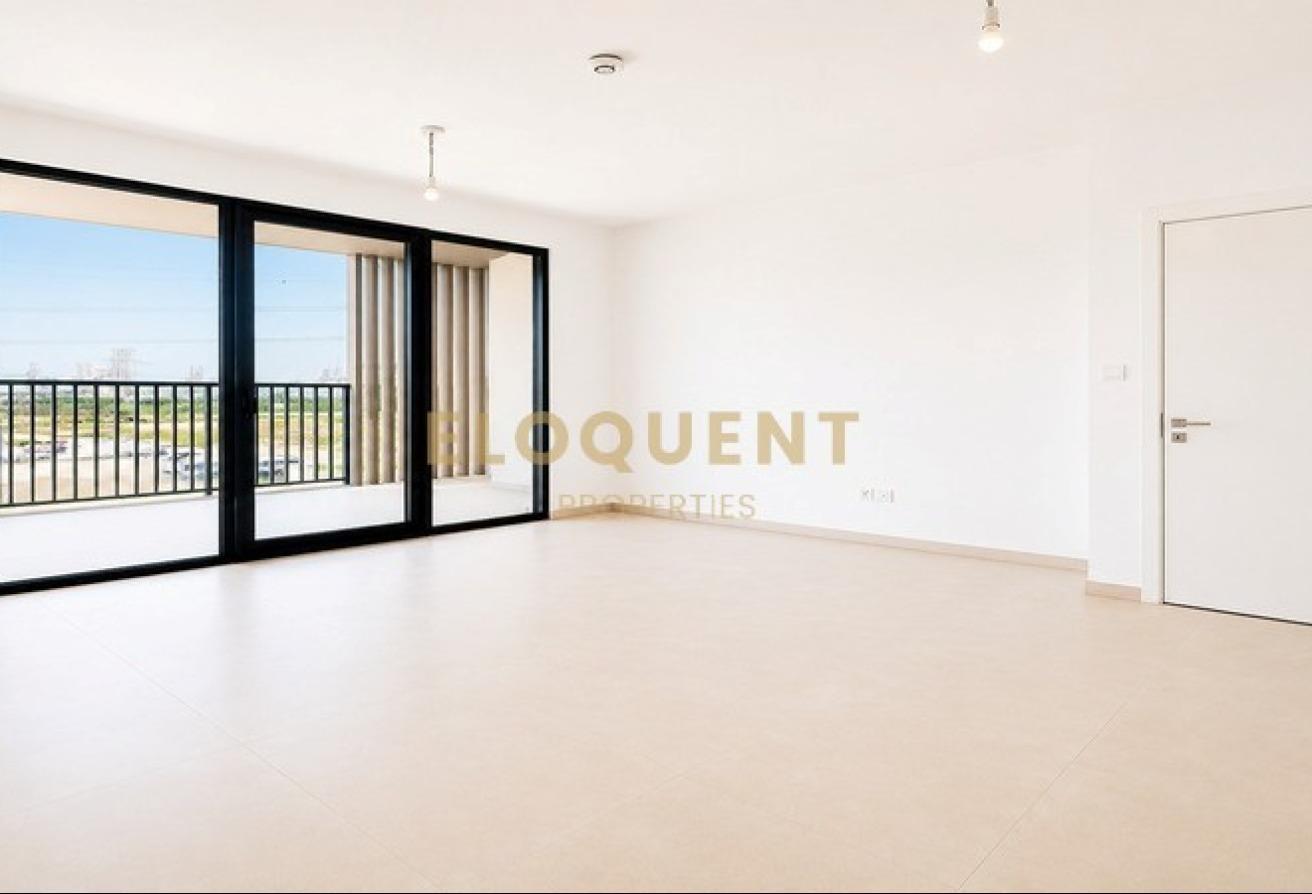 Corner Unit | Contemporary Design | Large Plot photo 4