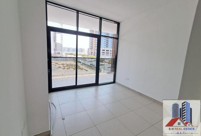 2 BR Apartment in Liwan with Shared Pool photo 3