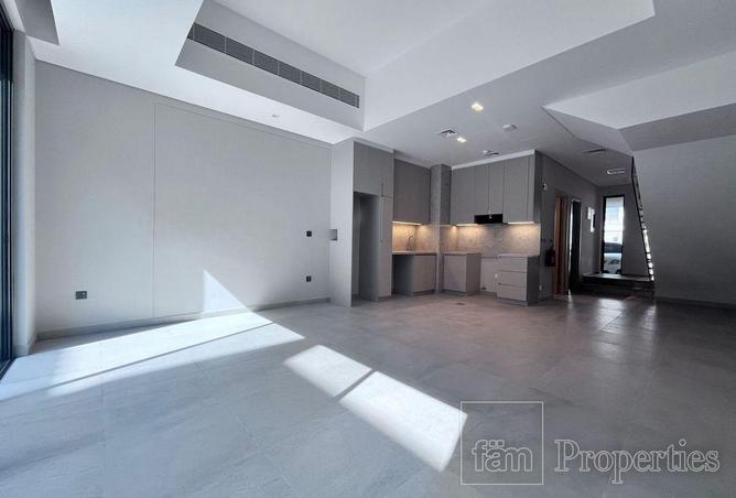 67833197 - Property Image 2