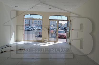 Shop - Studio - 1 Bathroom for rent in Building X09 - England Cluster - International City - Dubai