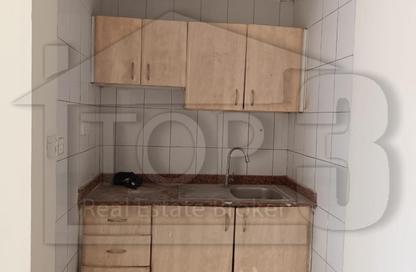 Shop - Studio - 1 Bathroom for rent in Building X09 - England Cluster - International City - Dubai