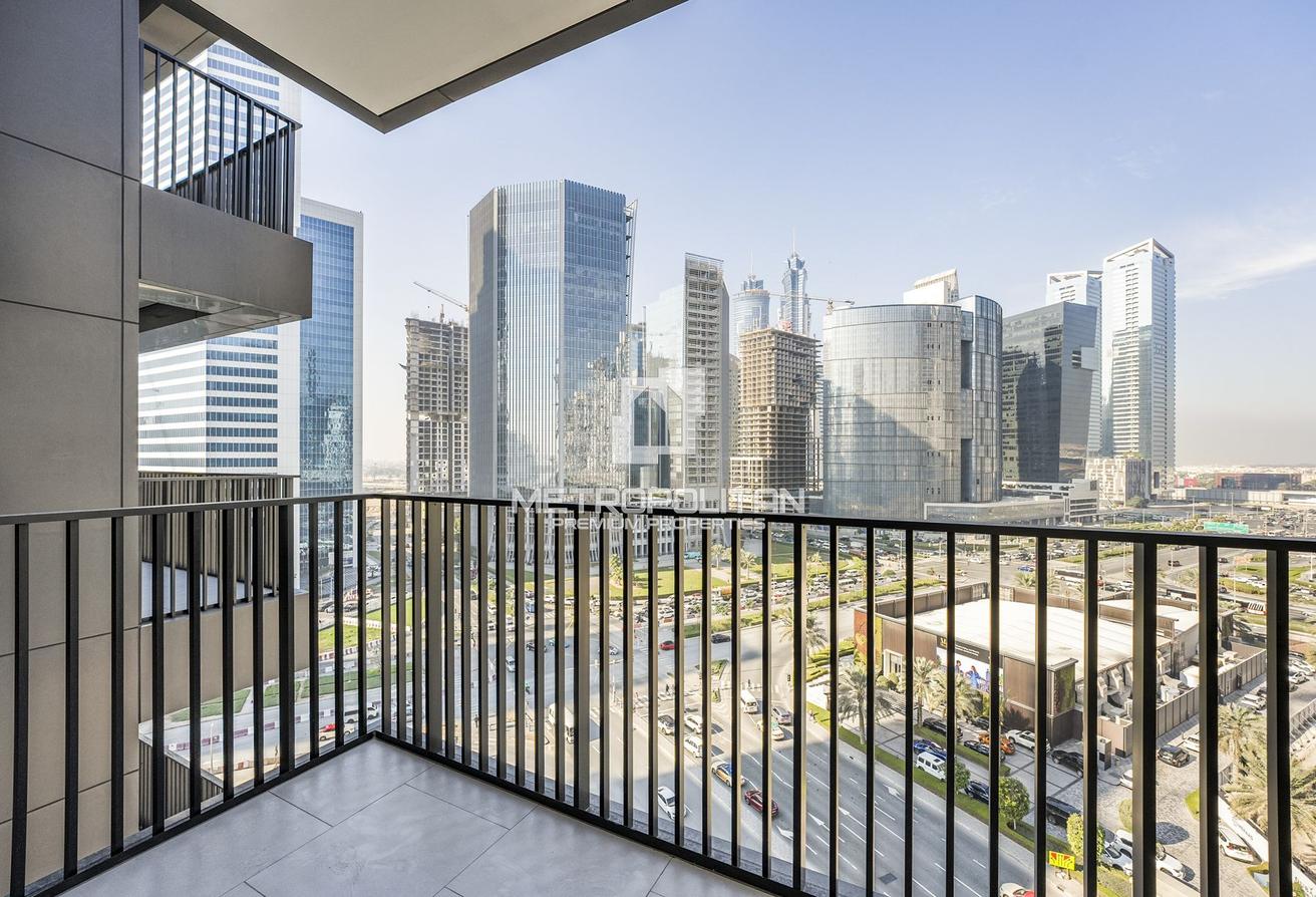 Spacious Layout | Vacant | Spectacular Views photo 13