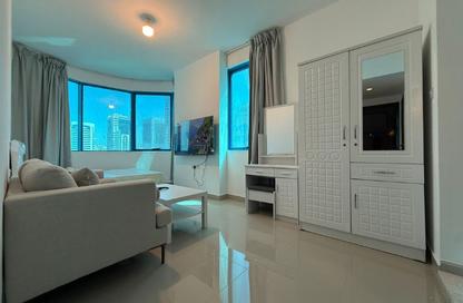 Apartment - Studio - 1 Bathroom for rent in Al Hosn - Al Khalidiya - Abu Dhabi