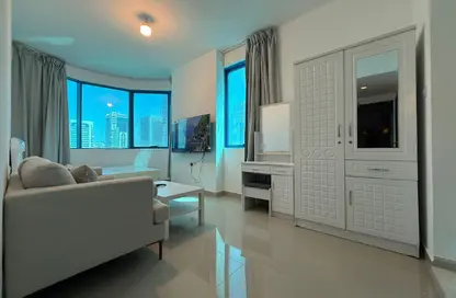 Apartment - 1 Bathroom for rent in Al Hosn - Al Khalidiya - Abu Dhabi