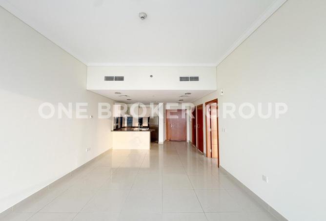 76162810 - Property Image 3