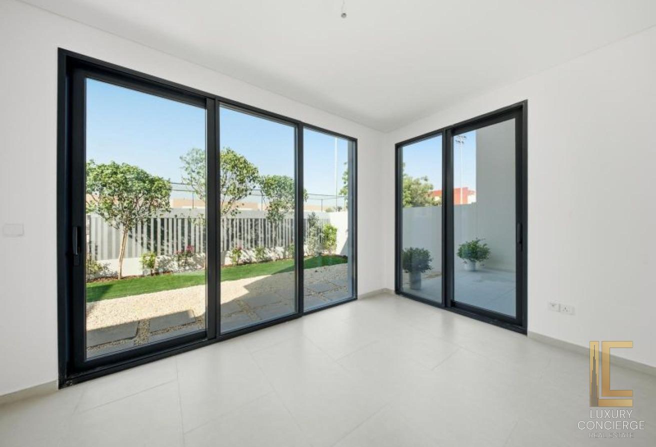 Corner Unit | Vastu Compliant | Upgraded | Type A photo 5