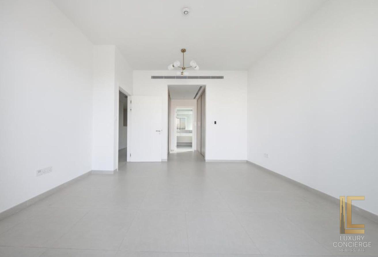 Corner Unit | Vastu Compliant | Upgraded | Type A photo 8