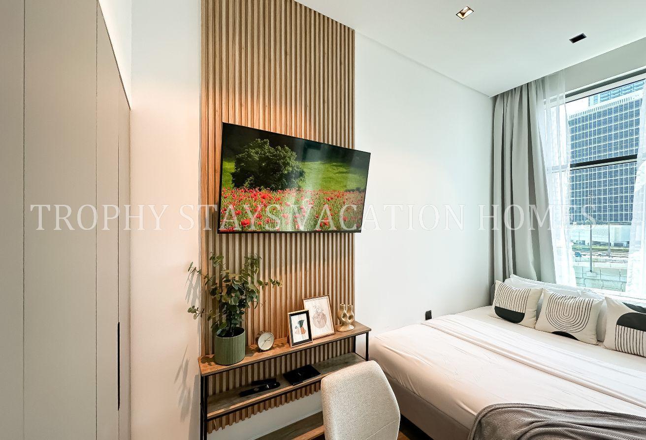 Spectacular View | Brand New | Multiple Cheques photo 5