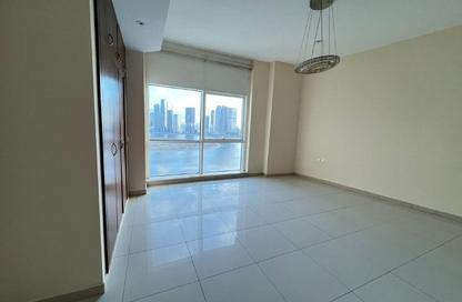Apartment - 3 Bedrooms - 4 Bathrooms for rent in Al Khan Corniche - Al Khan - Sharjah