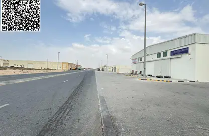 مستودع - استوديو - 8 حمامات للبيع في مدينة الإمارات الصناعية - الشارقة