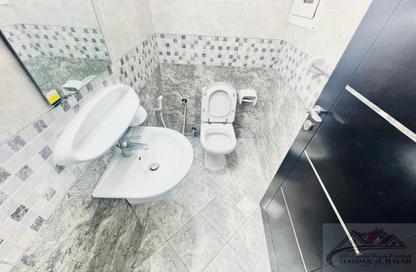 Apartment - 1 Bedroom - 2 Bathrooms for rent in Muwaileh 29 Building - Muwaileh - Sharjah