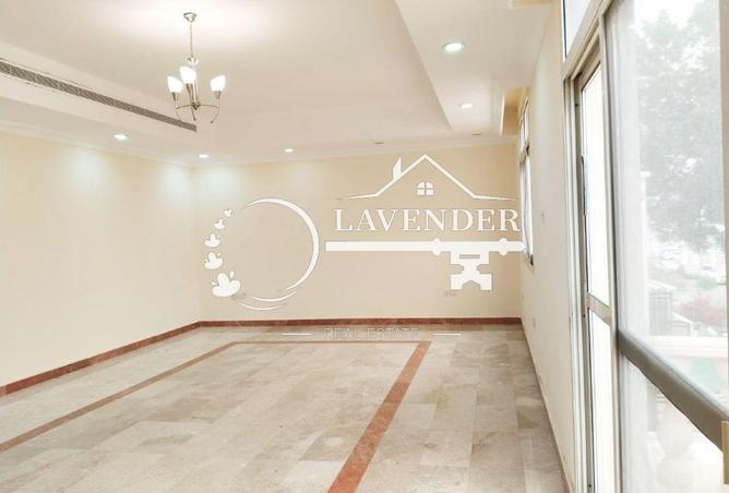 71123094 - Property Image 3