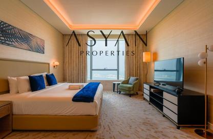 Apartment - 1 - 2 for sale in The Palm Tower - Palm Jumeirah - Dubai