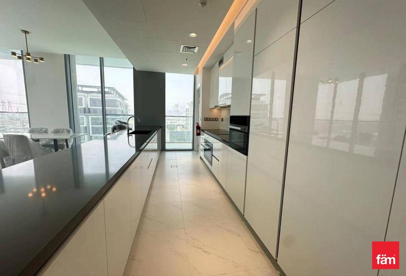 Waterfront living | 3BR+Maid | Full Lagoon View photo 5