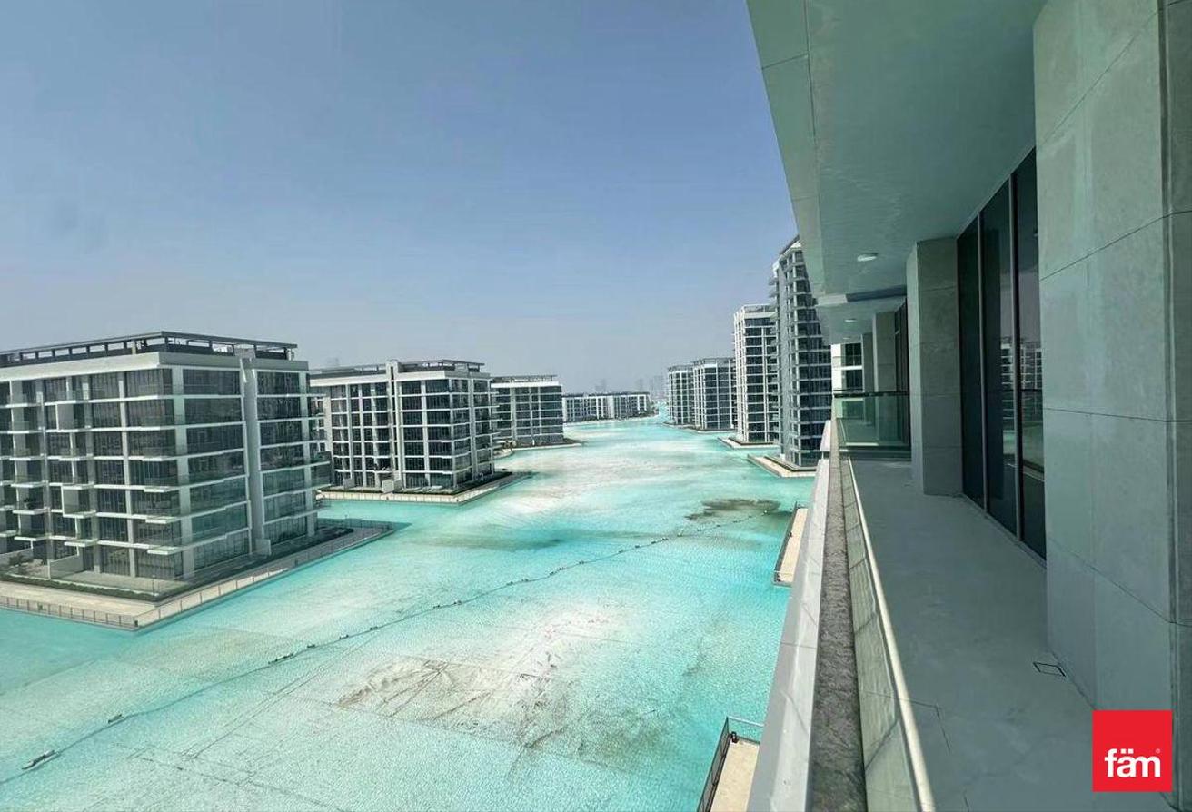 Waterfront living | 3BR+Maid | Full Lagoon View photo 9