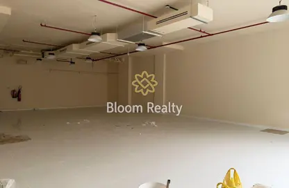 Office Space - 1 Bedroom - 4 Bathrooms for rent in Dubai Investment Park 1 (DIP 1) - Dubai Investment Park (DIP) - Dubai