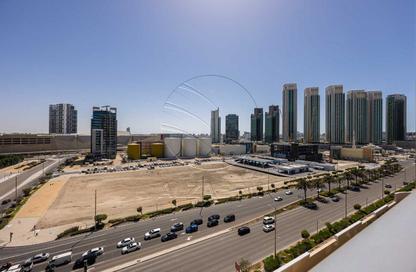 Apartment - Studio - 1 Bathroom for rent in Julphar Residence - Al Reem Island - Abu Dhabi