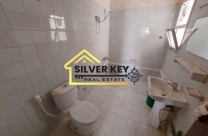 Apartment - Studio - 1 Bathroom for rent in Abu Shagara building - Abu shagara - Sharjah Apartment - Studio - 1 Bathroom for rent in Abu Shagara building - Abu shagara - Sharjah