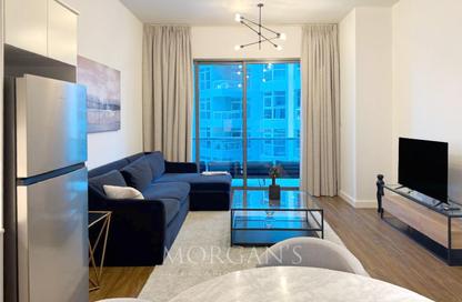 Apartment - 1 - 2 for rent in Azure - Dubai Marina - Dubai