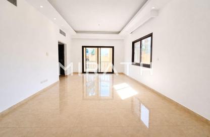 Villa - 4 Bedrooms - 5 Bathrooms for rent in Jumeirah 2 Villas - Jumeirah 2 - Jumeirah - Dubai