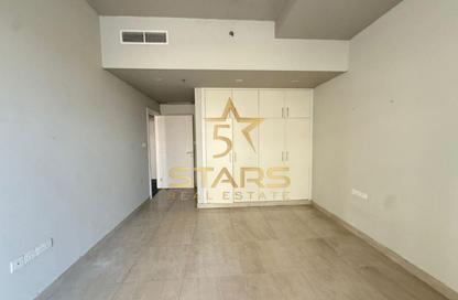 Apartment - Studio - 1 Bathroom for rent in The Springs Tower - Dubai Silicon Oasis - Dubai