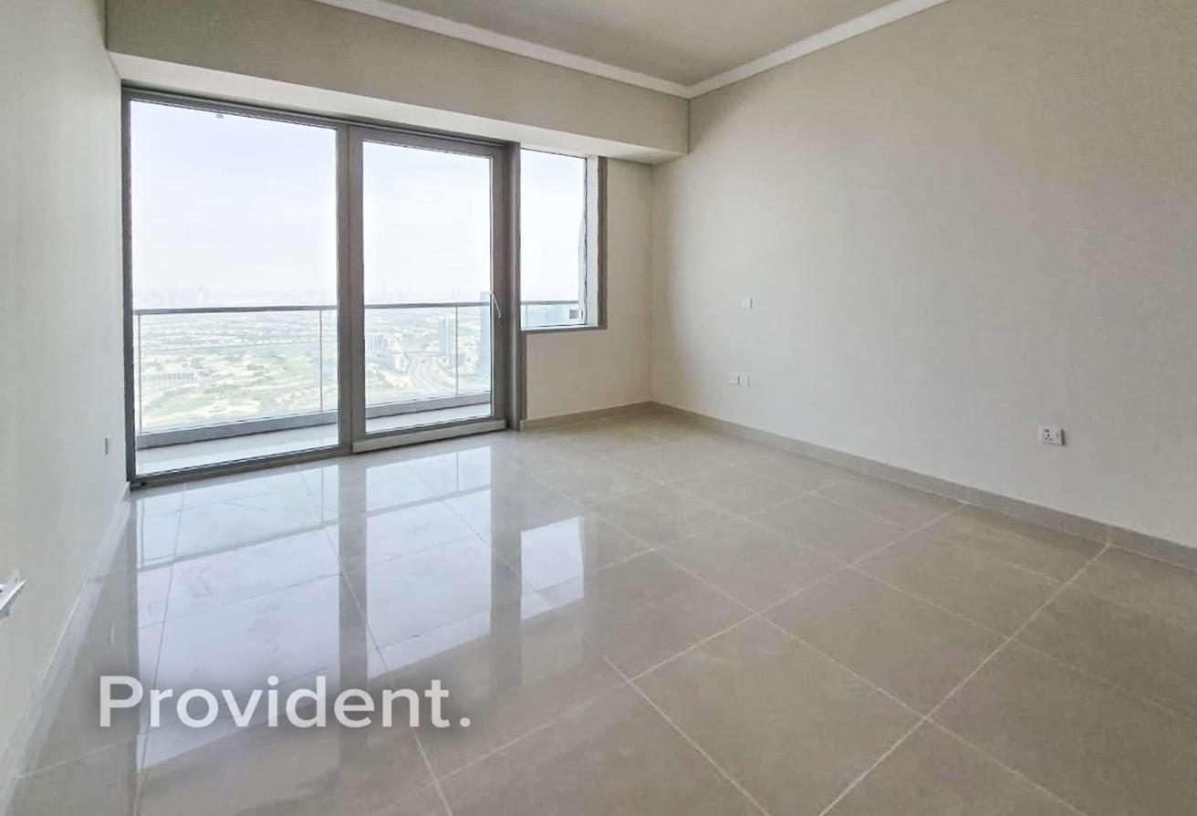 Dubai Marina Charm | High Floor | Unfurnished photo 5