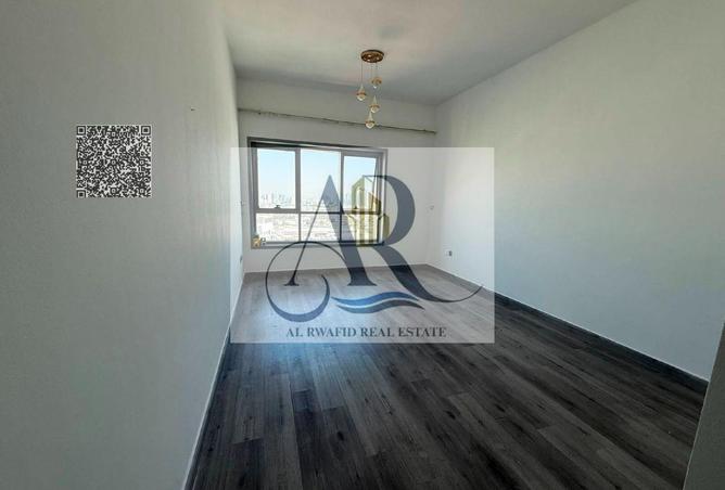 100404878 - Property Image 2