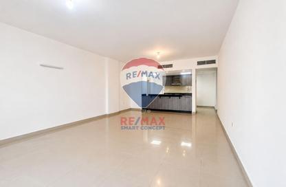 Apartment - 1 Bedroom - 2 Bathrooms for rent in Tower 1 - Al Reef Downtown - Al Reef - Abu Dhabi Apartment - 1 Bedroom - 2 Bathrooms for rent in Tower 1 - Al Reef Downtown - Al Reef - Abu Dhabi