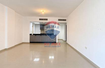 Apartment - 1 Bedroom - 2 Bathrooms for rent in Tower 1 - Al Reef Downtown - Al Reef - Abu Dhabi