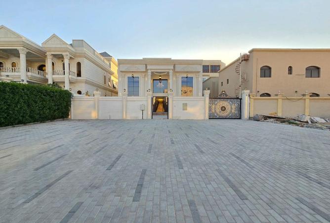 81111531 - Property Image 2