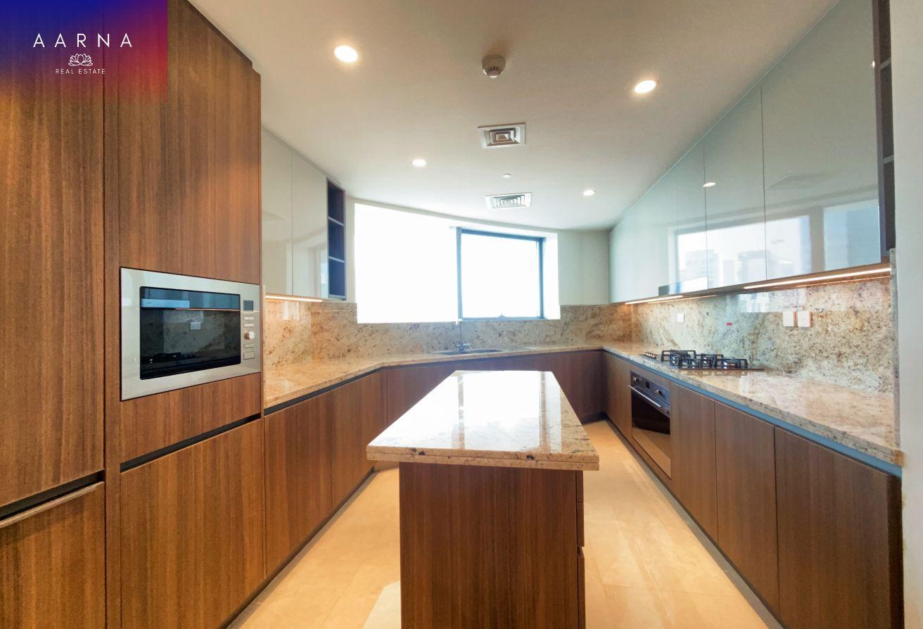 Premium lifestyle | 4BR+Maid Penthouse | Burj View photo 20