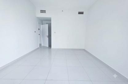 Apartment - 1 Bedroom - 2 Bathrooms for rent in Al Khan Corniche - Al Khan - Sharjah