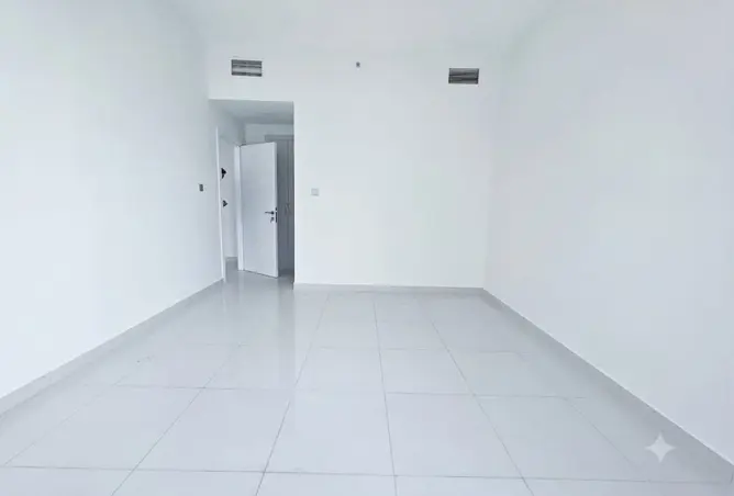 136088486 - Property Image 3