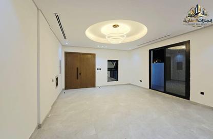 Villa - 5 - 7 for sale in Al Zaheya Gardens - Al Zahya - Ajman