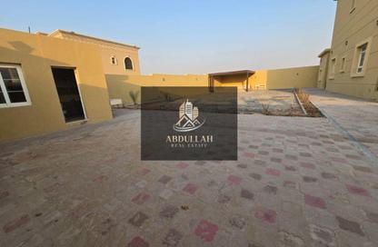 Villa - 6 - 7+ for rent in Al Suyoh 1 - Al Suyoh - Sharjah
