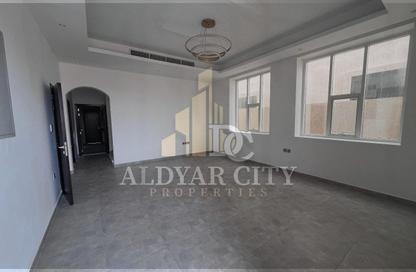 Villa - 5 Bedrooms - 6 Bathrooms for rent in Al Yasmeen 1 - Al Yasmeen - Ajman