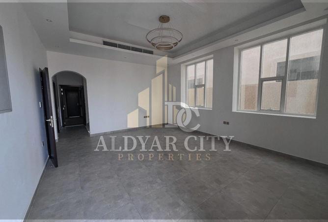 105119260 - Property Image 2