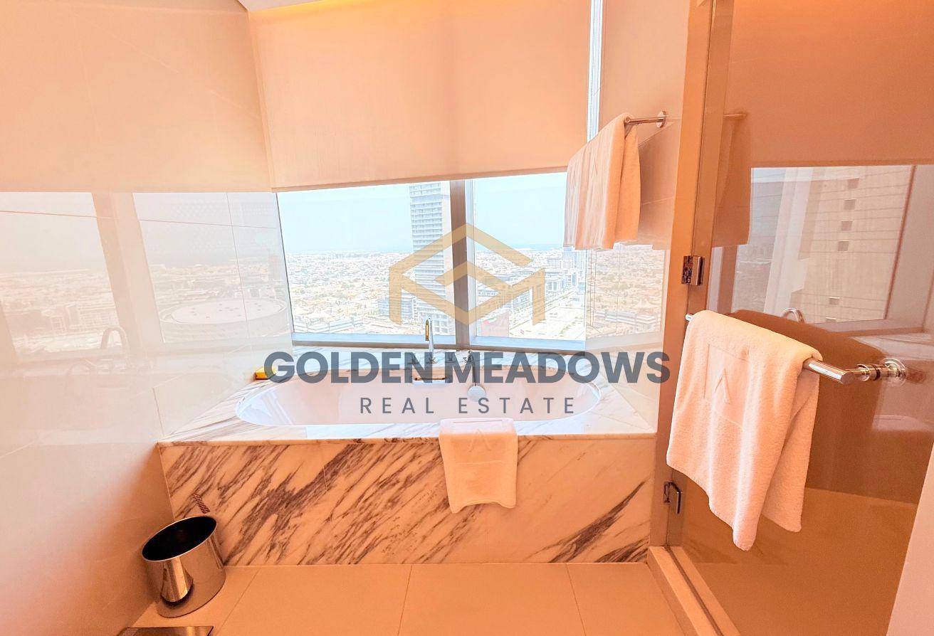 Luxury 3Bed+Maid | Burj View | Sky View photo 13