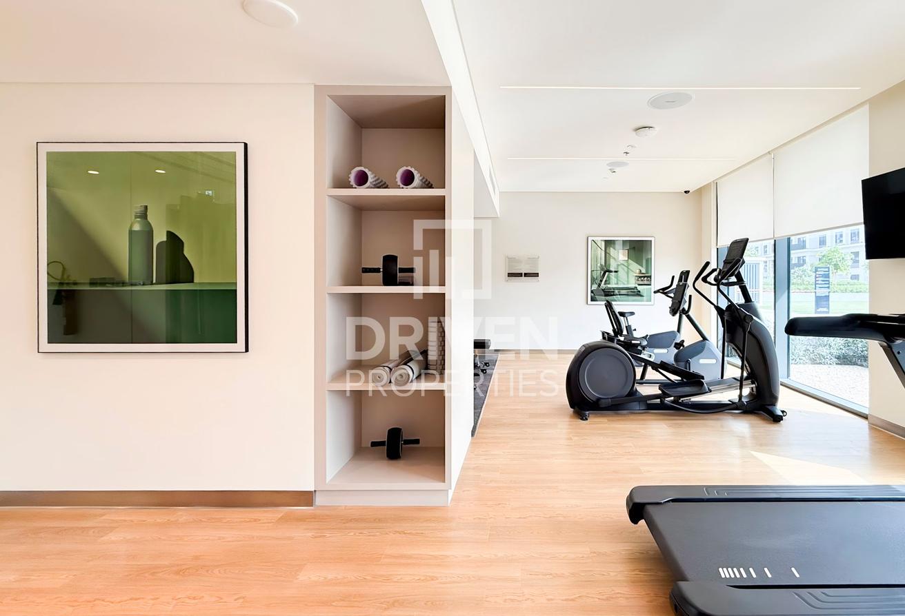 Pool and Villa Views | Furnished | Chiller Free photo 14