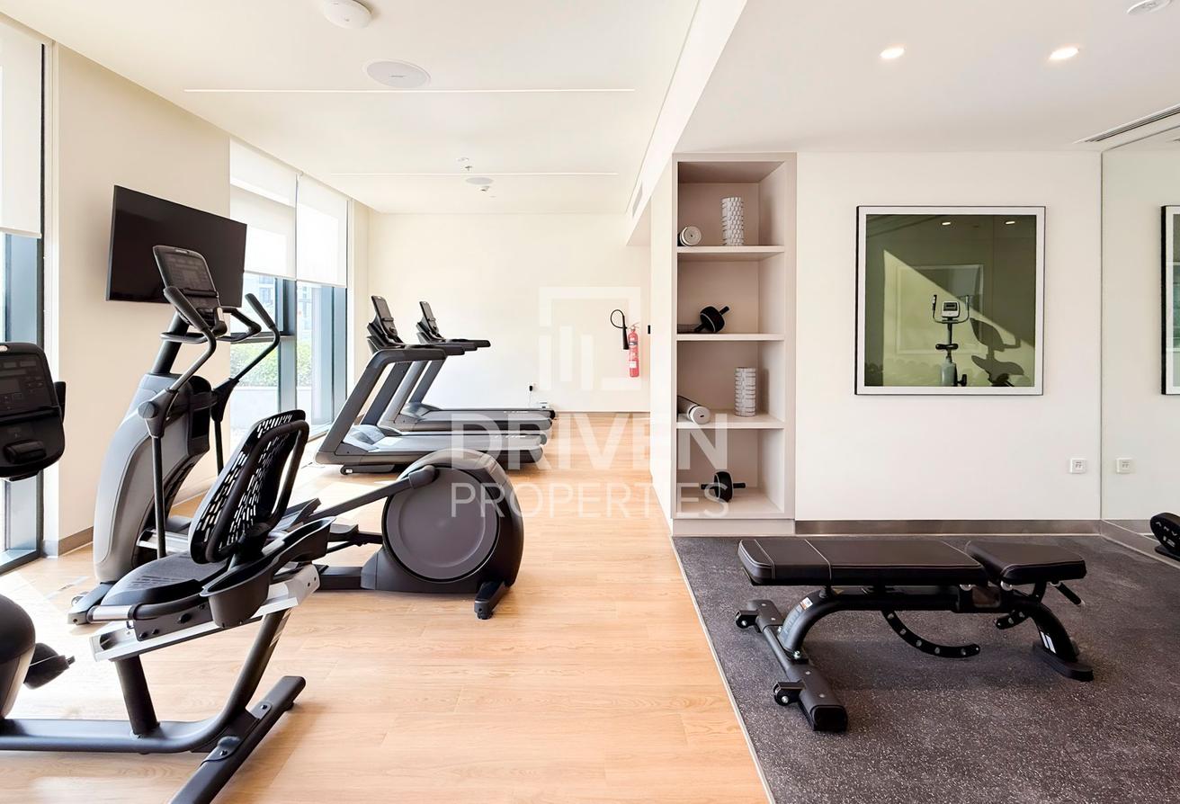 Pool and Villa Views | Furnished | Chiller Free photo 15