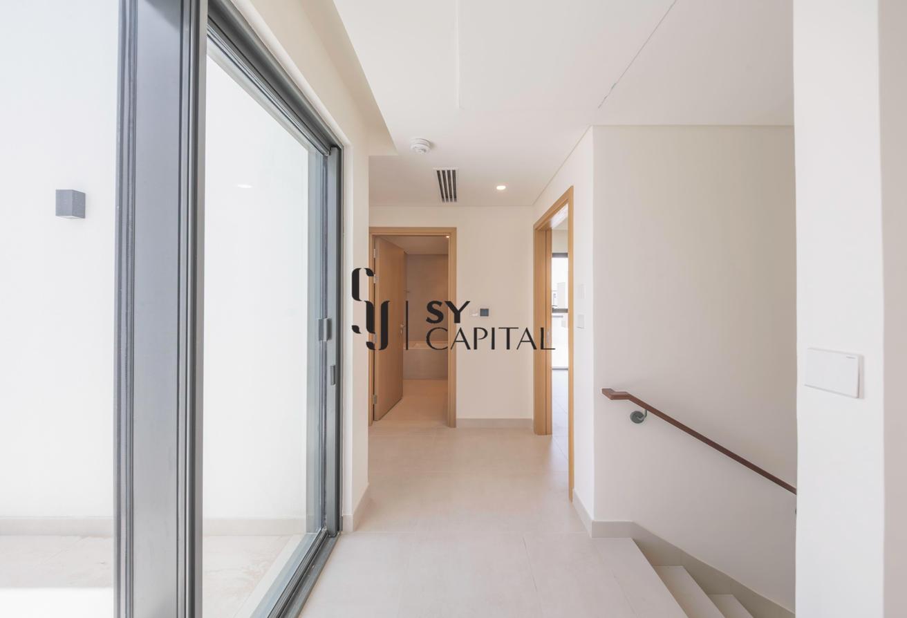 Corner Unit | Close To Community Centre | Big Plot photo 7