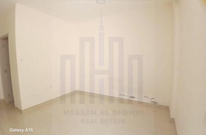 Apartment - Studio - 1 for rent in Fire Station Road - Muwaileh - Sharjah
