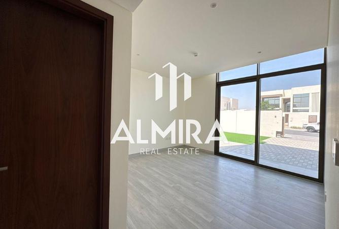 74235351 - Property Image 3