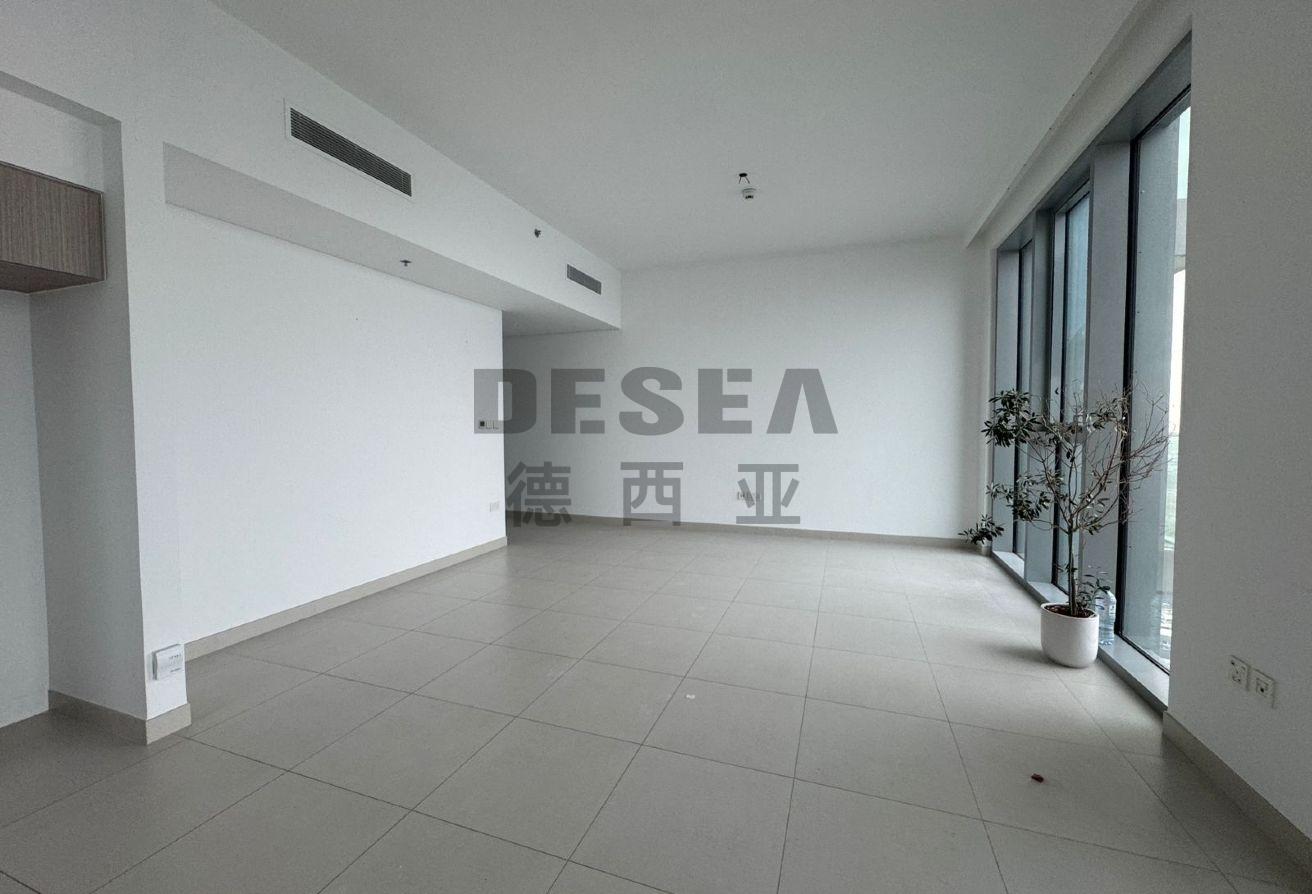 Burj Khalifa View | 02 Layout | Unfurnished