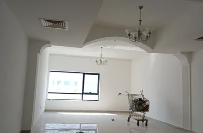 Apartment - 3 Bedrooms - 3 Bathrooms for rent in New Al Taawun Road - Al Taawun - Sharjah