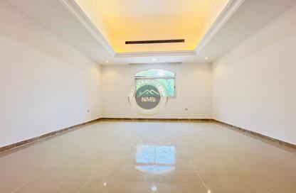 Apartment - Studio - 1 Bathroom for rent in Al Mushrif Villas - Al Mushrif - Abu Dhabi