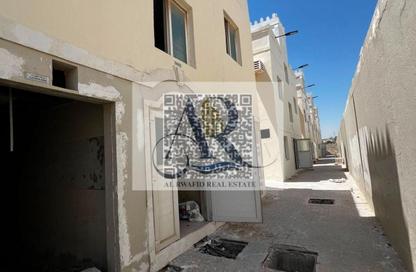 سكن عمال - استوديو - 8 حمامات للايجار في مبني علي موسى - الصجعة الصناعية - الصجعة - الشارقة سكن عمال - استوديو - 8 حمامات للايجار في مبني علي موسى - الصجعة الصناعية - الصجعة - الشارقة